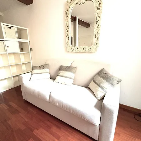 Urbana Lodge, Monti * Roma